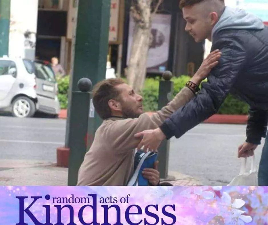 Random Act of Kindess with a Stranger, Msde YouSmile Back, Make You Smile, Made Ya Smile, Smile
